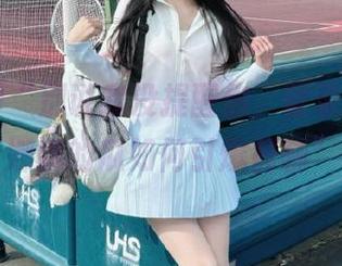 “别说我没提醒你，登录51cg，看娜娜的瓜如何引爆群聊”。