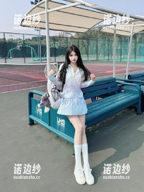 “别说我没提醒你，登录51cg，看娜娜的瓜如何引爆群聊”。