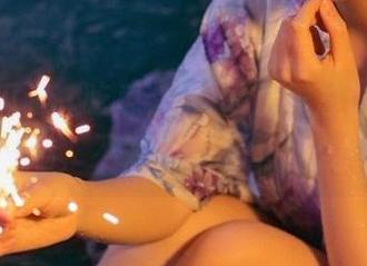 51吃瓜,观看的时候总让我遐想连篇，不知道在想些什么？