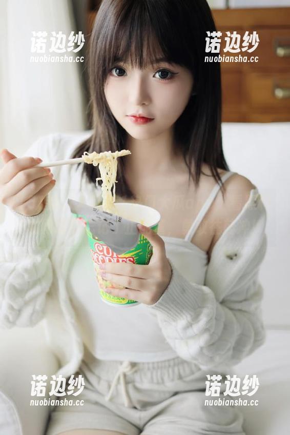 51热门大瓜app：看黑料的同时别忘记了正能量，勇敢往前冲！
