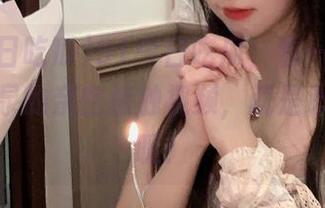 91今日吃瓜，看一只流浪狗和喷泉的亲密接触视频，就是心里一阵暖！