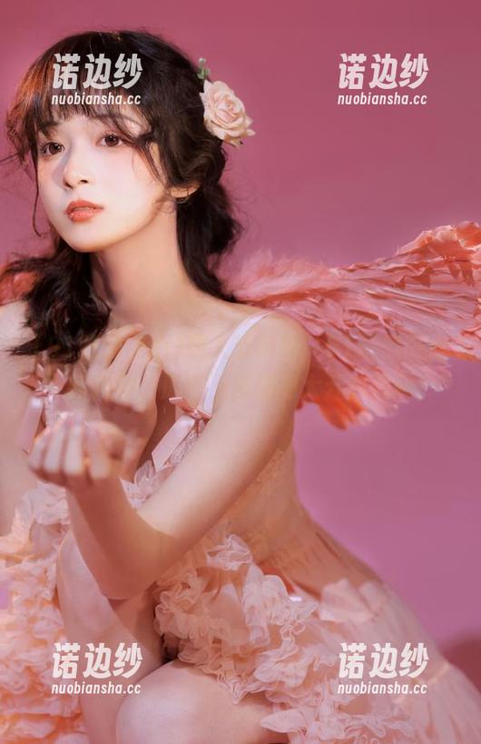 91吃瓜中心 愚人节特辑,91吃瓜中心更新内容,瓜皮上演脑洞大开的戏码!