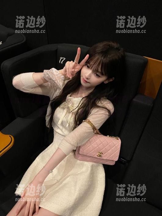 收藏了一堆“hlw”上的奇葩评论，现在都有点舍不得清理了。