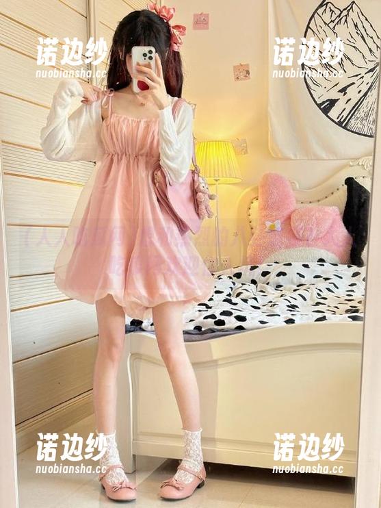 人人吃瓜网 想和热烈的八卦链接?人人吃瓜网欢迎你入坑!