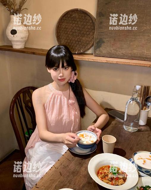 吃瓜718 吃瓜718上的“视频”,仿佛在演细水长流的肥皂剧!