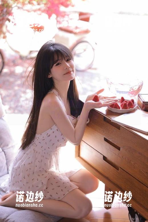 吃瓜头条 吃瓜头条直达瓜客的啃食体验,几分咸涩几分甜?