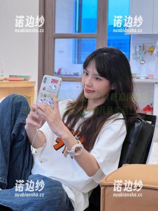 吃瓜网 在线参与,加入911吃瓜网的超级吃瓜群,水深火热的八卦生活!