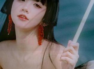 吃瓜网的每日更新，快手网红的花样让人目不暇接。