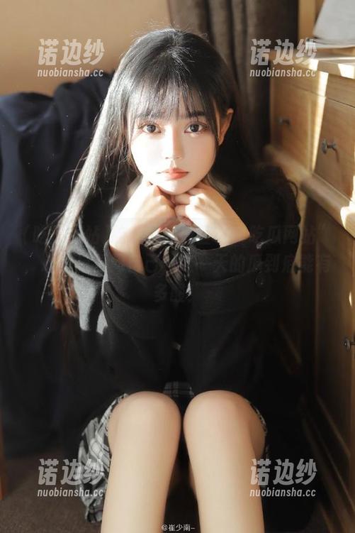 吃瓜网站 吃瓜的同时登录“吃瓜网站”,心里反复问自己,这一天的瓜到底能有多酸!