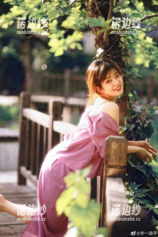 一个画面的冲击！国产吃瓜首页上演“精品百态”，脑洞大开不止一季！