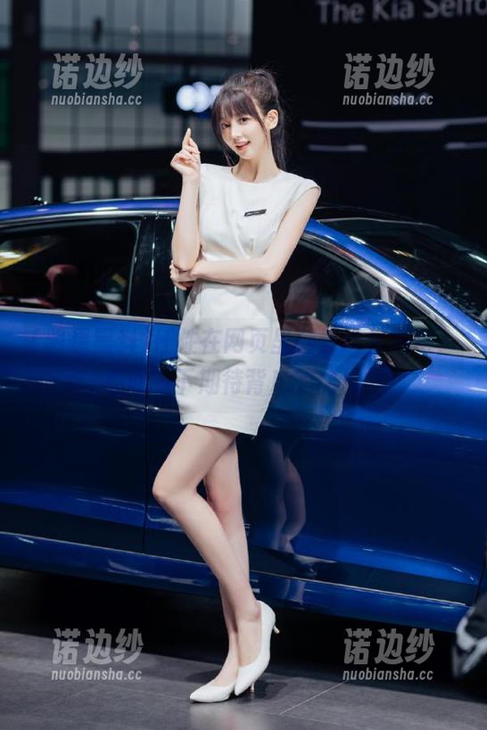 任性在网页里翻看明星黑料，感叹一下期待背后的曲折…