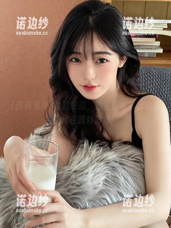 收藏好瓜，抢先口水直流的乐趣尽在爆料海角！