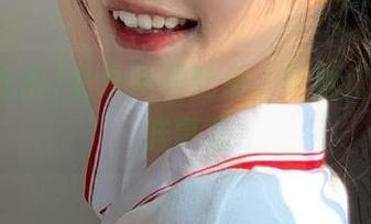 登录网曝吃瓜，听说门口有新鲜事儿