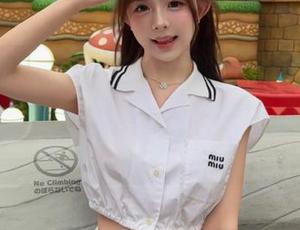 网曝吃瓜苹果版，刚下载就被各种奇葩事件轰炸了，心里嘛，是很不淡定的。
