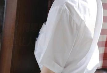 网曝吃瓜地址又上线了，里的评论有些让人心塞，却也是人间真实…