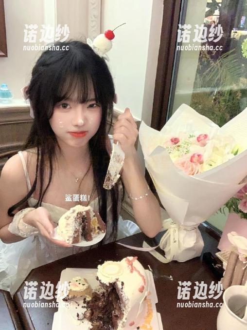 “黑料不打烊tttzzz”的新入口发布中，我只想说，希望不要让我失望，来点劲爆的。
