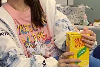 堪比午夜taxi的zztt15.com黑料不打烊导航，一路到奇葩故事现场！