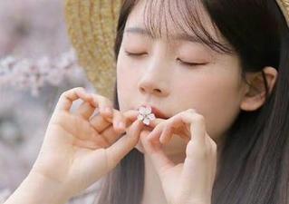 zztt40.su黑料不打烊：最新网址曝光，瓜还在继续，我该不该再来一口？