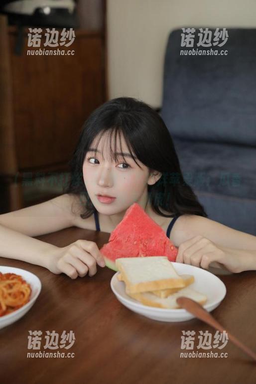 51黑料不打烊苹果版：瓜香四溢，快来嗨皮！