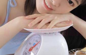 “黑料在线”给我发过来的地址，我不敢相信我的眼睛
