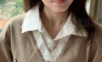 在“黑料头条”透过传送门，我感受到一丝不安的兴奋，我要继续吗？