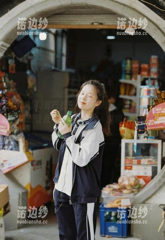 黑料网 嘴巴都快被瓜填满了,下载黑料网真是让我不得不忍住哈,继续探寻更多新鲜事儿!
