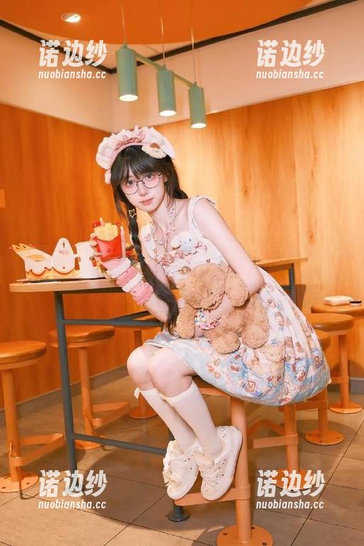 黑料网 在线静坐黑料网,准备被八卦轰炸了吗?