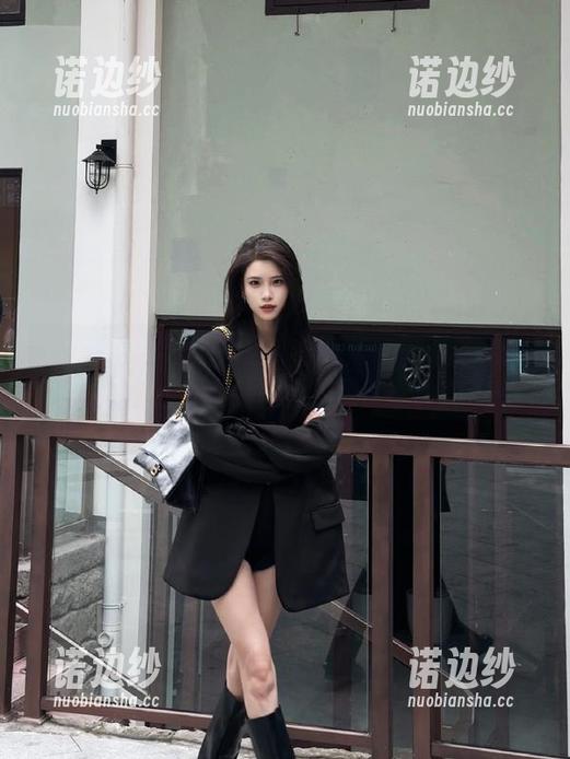 视频在线观看：黑料网让你瓜田里捡意外惊喜，嗨到不可自拔哦！