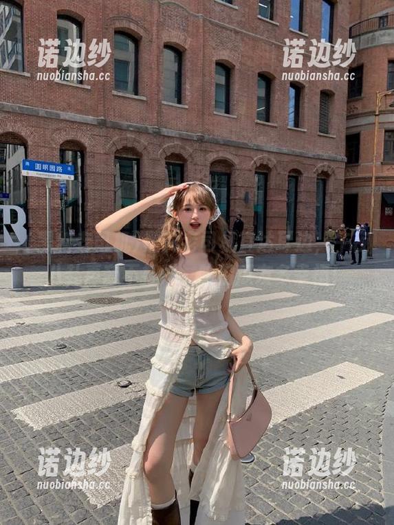 黑料老司机直达耳边，午夜八卦声音不打烊，咱们瓜友多幸福！