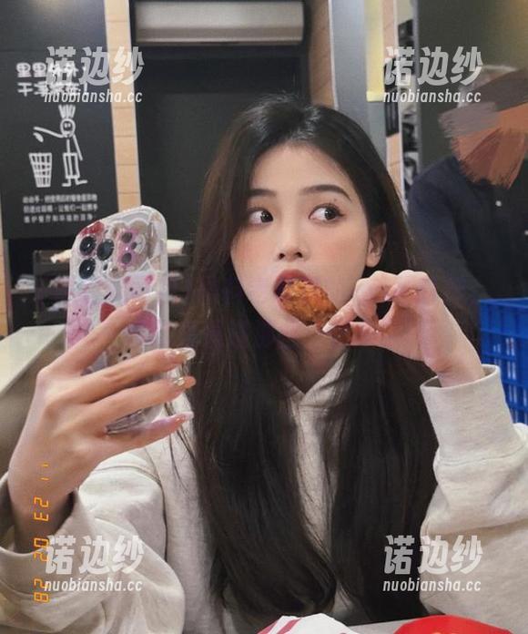 黑料老司机的ios不打烊，瓜田里偶遇那些“秘辛”