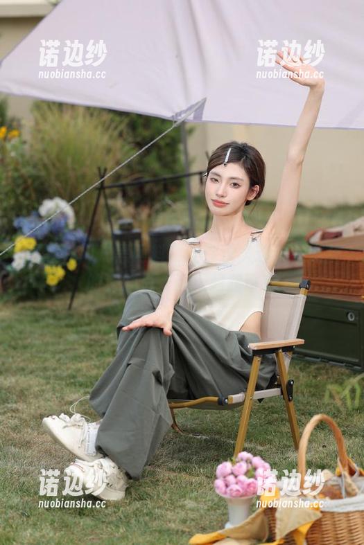 “黑网料”让你永久迷失在八卦的深渊里，毫无归路可言